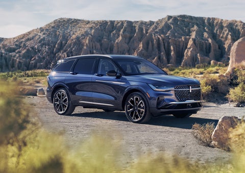 A 2024 Lincoln Nautilus® SUV is parked in a desert national park. | Johnson Sewell Lincoln in Marble Falls TX
